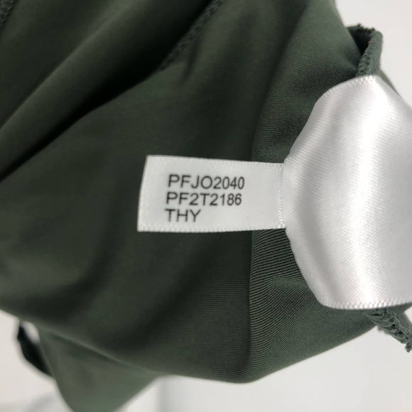 CALVIN KLEIN PERFORMANCE Crop Sports Bra Top Medium Green Low Impact NWT - Picture 10 of 10